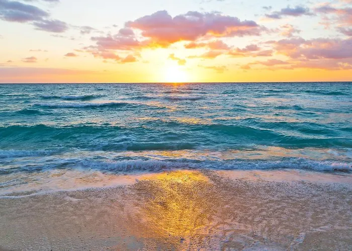 Budget Friendly Within Walking Distance To The Beach! Holiday home Gulf Shores