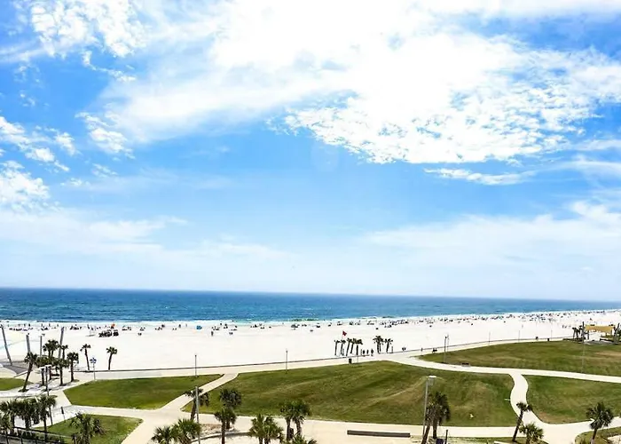 Holiday home Budget Friendly Within Walking Distance To The Beach! Gulf Shores